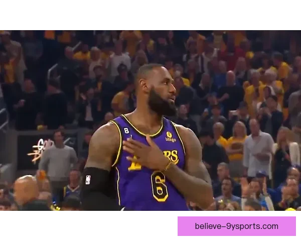 NBA季后赛激战正酣 勇士大胜湖人迎来强势反击 詹姆斯状态回暖助力球队追分